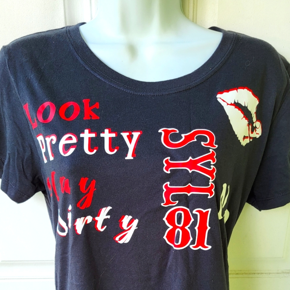 HA 81 Look Pretty, play dirty t-shirt, xl
